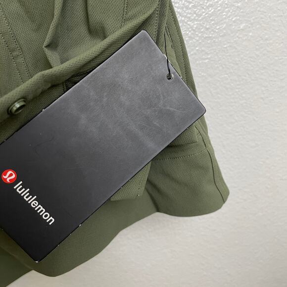 Lululemon Cargo Pocket Shirt Mens XS Green Snap Long Sleeve Utility Stretch NWT - Picture 8 of 10